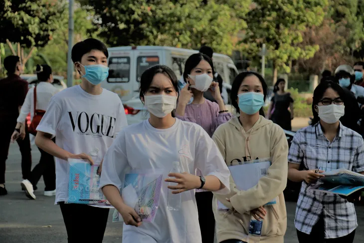Sáng nay (28/3), 74.000 thí sinh thi đánh giá năng lực đợt 1 - Ảnh 2. Sáng nay (28/3), 74.000 thí sinh thi đánh giá năng lực đợt 1 - Ảnh 2.