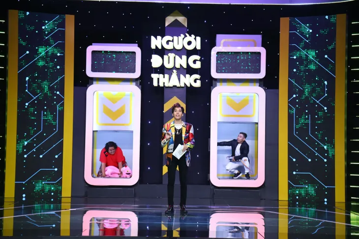 Người đứng thẳng - Tập 13: Lực sĩ Phạm Văn Mách trổ tài hát Một thời đã xa - Ảnh 7. Người đứng thẳng - Tập 13: Lực sĩ Phạm Văn Mách trổ tài hát Một thời đã xa - Ảnh 7.