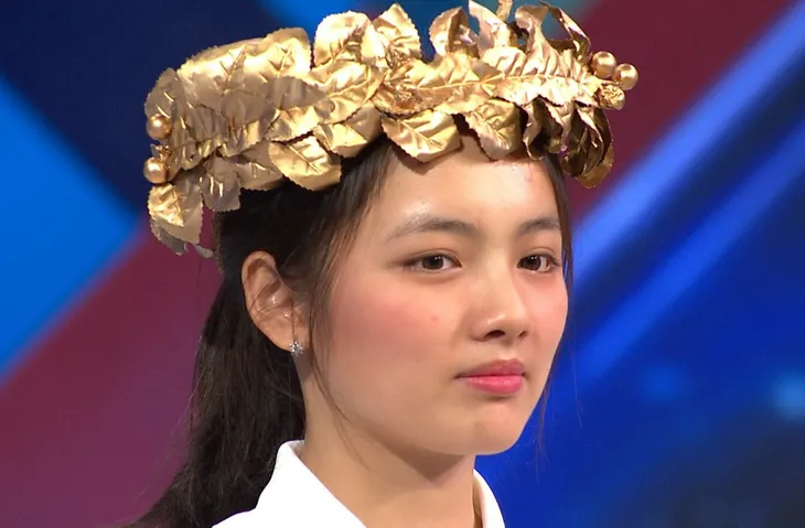 Nữ sinh giành vòng nguyệt Olympia gây sốt vì quá xinh, nhiều tài lẻ - Ảnh 3. Nữ sinh giành vòng nguyệt Olympia gây sốt vì quá xinh, nhiều tài lẻ - Ảnh 3.