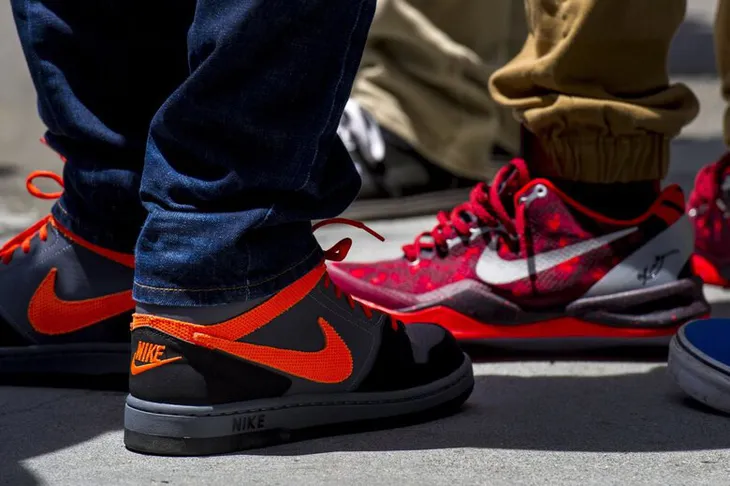 Phó Chủ tịch Nike từ chức sau nghi vấn tuồn hàng cho con trai bán kiếm lời - Ảnh 1. Phó Chủ tịch Nike từ chức sau nghi vấn tuồn hàng cho con trai bán kiếm lời - Ảnh 1.
