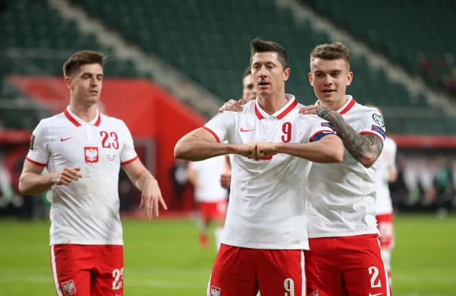 Dính chấn thương, Lewandowski lỡ trận gặp ĐT Anh - Ảnh 1. Dính chấn thương, Lewandowski lỡ trận gặp ĐT Anh - Ảnh 1.