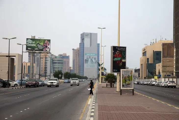 Chiến lược “cây gậy và củ cà rốt” của Saudi Arabia - Ảnh 2. Chiến lược “cây gậy và củ cà rốt” của Saudi Arabia - Ảnh 2.