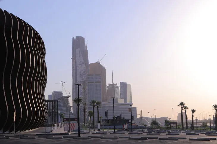 Chiến lược “cây gậy và củ cà rốt” của Saudi Arabia - Ảnh 1. Chiến lược “cây gậy và củ cà rốt” của Saudi Arabia - Ảnh 1.