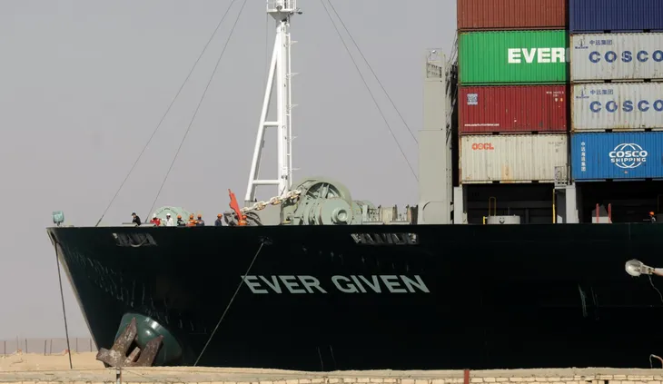 Nhìn lại sự cố trên kênh đào Suez - Ảnh 4. Nhìn lại sự cố trên kênh đào Suez - Ảnh 4.