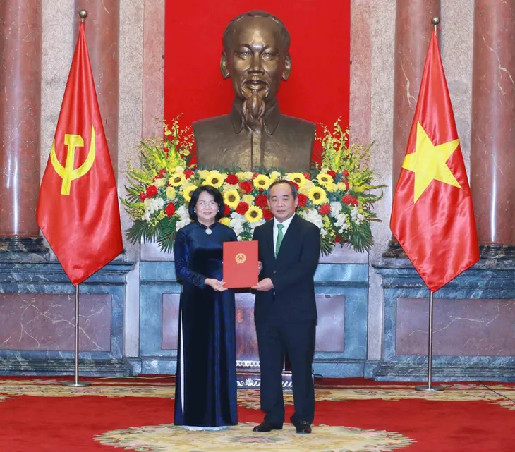 Quá trình công tác của Chủ nhiệm Văn phòng Chủ tịch nước Lê Khánh Hải - Ảnh 1. Quá trình công tác của Chủ nhiệm Văn phòng Chủ tịch nước Lê Khánh Hải - Ảnh 1.