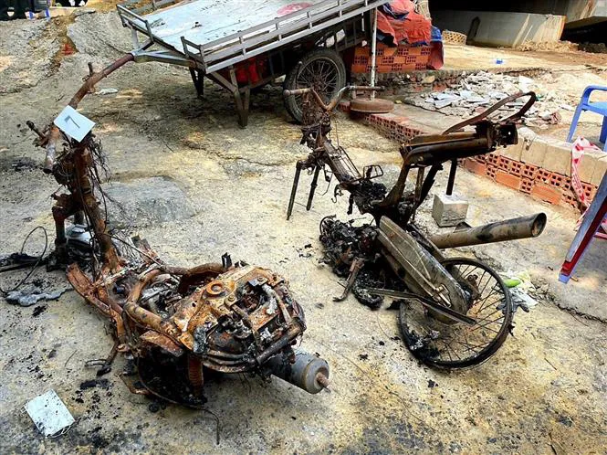 Liên tiếp xảy ra các vụ cháy nhà dân, nhiều người thiệt mạng - Ảnh 3. Liên tiếp xảy ra các vụ cháy nhà dân, nhiều người thiệt mạng - Ảnh 3.