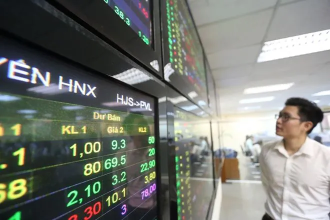 VN-Index vượt đỉnh 1.200 điểm vào tháng 4/2021? - Ảnh 1. VN-Index vượt đỉnh 1.200 điểm vào tháng 4/2021? - Ảnh 1.