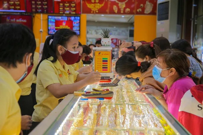 Giá vàng châu Á hướng đến quý giao dịch tồi tệ nhất trong gần 5 năm - Ảnh 1. Giá vàng châu Á hướng đến quý giao dịch tồi tệ nhất trong gần 5 năm - Ảnh 1.