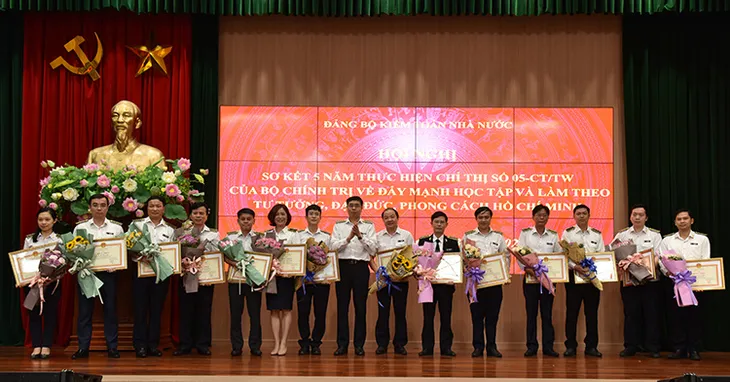 Nâng cao chất lượng kiểm toán và đạo đức công vụ - Ảnh 1. Nâng cao chất lượng kiểm toán và đạo đức công vụ - Ảnh 1.