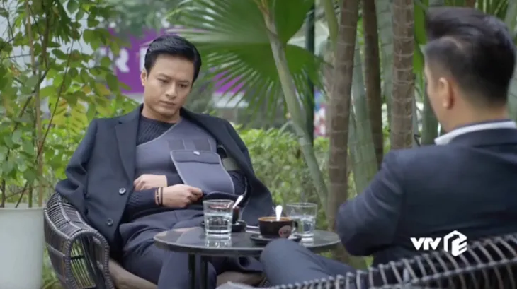 Hướng dương ngược nắng - Tập 47: Mang tiếng tham phú phụ bần, Minh khóc tức tưởi khi bị cả mẹ và em trai từ mặt - Ảnh 1. Hướng dương ngược nắng - Tập 47: Mang tiếng tham phú phụ bần, Minh khóc tức tưởi khi bị cả mẹ và em trai từ mặt - Ảnh 1.