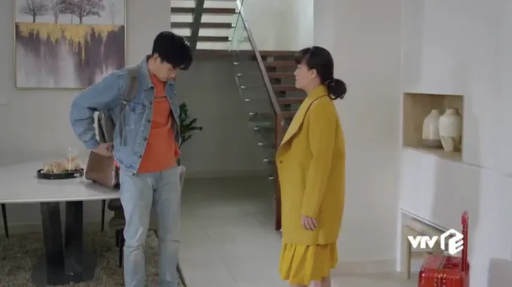 Hướng dương ngược nắng - Tập 47: Mang tiếng tham phú phụ bần, Minh khóc tức tưởi khi bị cả mẹ và em trai từ mặt - Ảnh 13. Hướng dương ngược nắng - Tập 47: Mang tiếng tham phú phụ bần, Minh khóc tức tưởi khi bị cả mẹ và em trai từ mặt - Ảnh 13.