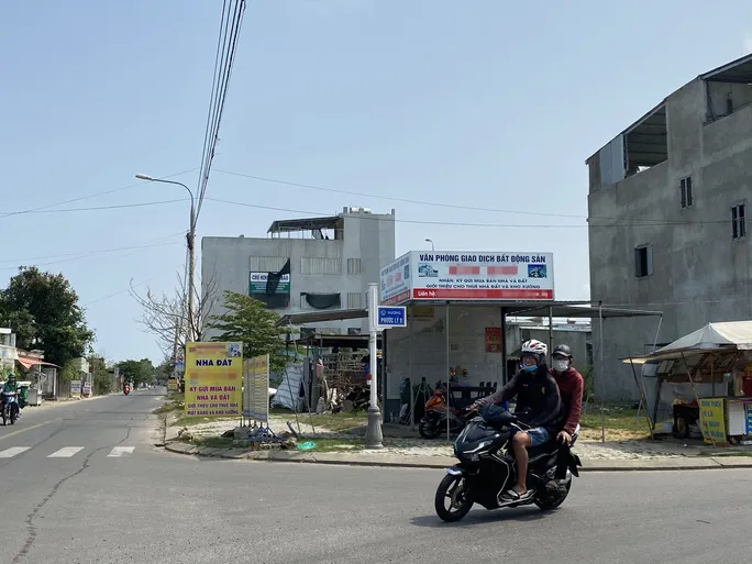 Lật tẩy chiêu “thổi” giá gây sốt đất ảo tại nhiều địa phương - Ảnh 3. Lật tẩy chiêu “thổi” giá gây sốt đất ảo tại nhiều địa phương - Ảnh 3.