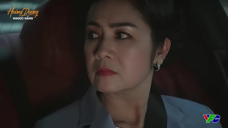 Hướng dương ngược nắng - Tập 48: Một câu nói của Minh khiến bà Cúc sững người - Ảnh 3. Hướng dương ngược nắng - Tập 48: Một câu nói của Minh khiến bà Cúc sững người - Ảnh 3.