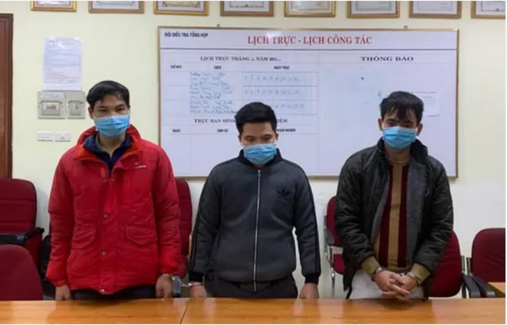 Triệt phá đường dây làm giấy khám sức khỏe giả số lượng lớn tại Hà Nội - Ảnh 1. Triệt phá đường dây làm giấy khám sức khỏe giả số lượng lớn tại Hà Nội - Ảnh 1.