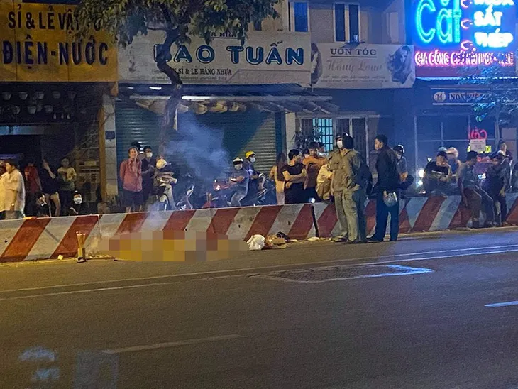 Khởi tố tên cướp gây tai nạn làm chết 2 người - Ảnh 1. Khởi tố tên cướp gây tai nạn làm chết 2 người - Ảnh 1.