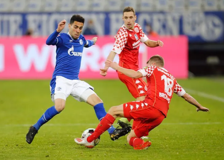 Schalke 04 chia điểm trước Mainz 05 tại vòng 24 Bundesliga - Ảnh 3. Schalke 04 chia điểm trước Mainz 05 tại vòng 24 Bundesliga - Ảnh 3.