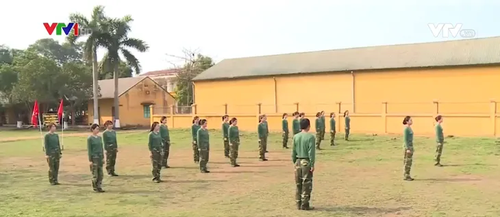 Những ngày đầu trong quân ngũ của các nữ tân binh - Ảnh 1. Những ngày đầu trong quân ngũ của các nữ tân binh - Ảnh 1.