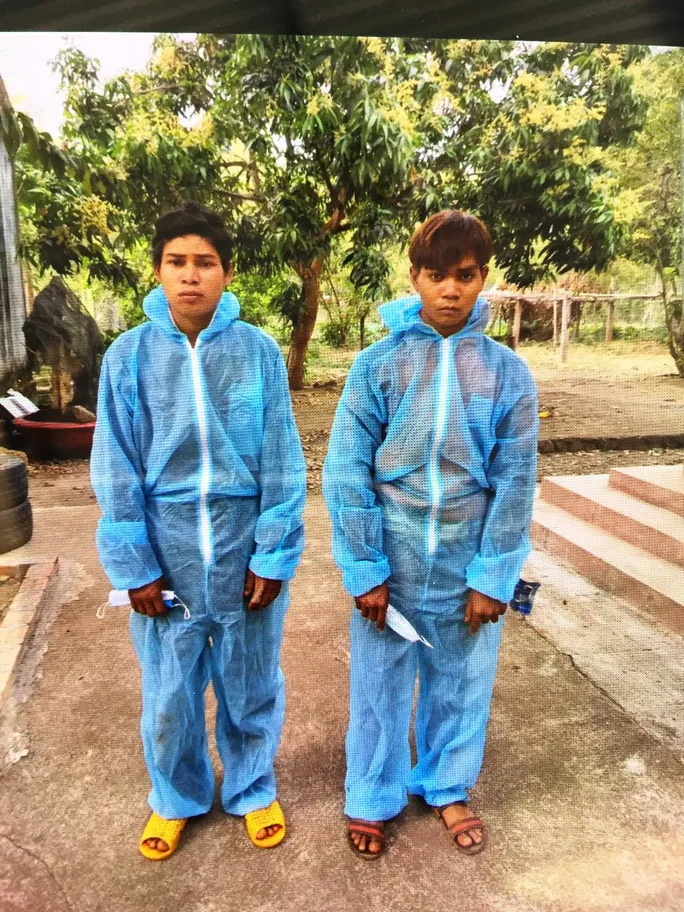 Bắt giữ 2 đối tượng trốn khỏi khu cách ly của bộ đội biên phòng - Ảnh 1. Bắt giữ 2 đối tượng trốn khỏi khu cách ly của bộ đội biên phòng - Ảnh 1.