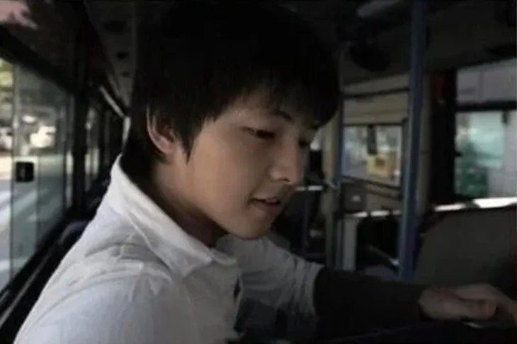 Sợ chưa, Song Joong Ki không hề già đi - Ảnh 5. Sợ chưa, Song Joong Ki không hề già đi - Ảnh 5.