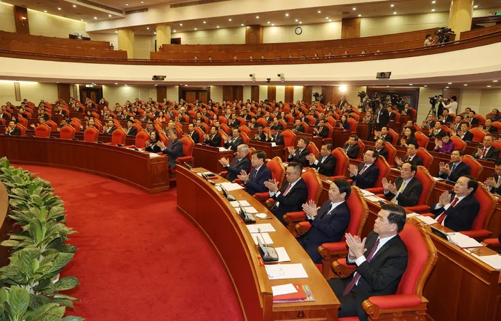 Khai mạc trọng thể Hội nghị lần thứ 2 Ban Chấp hành Trung ương Đảng khóa XIII - Ảnh 3. Khai mạc trọng thể Hội nghị lần thứ 2 Ban Chấp hành Trung ương Đảng khóa XIII - Ảnh 3.