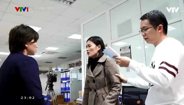 Khám phá hậu trường một ngày ghi hình Trở về giữa yêu thương - Ảnh 1. Khám phá hậu trường một ngày ghi hình Trở về giữa yêu thương - Ảnh 1.