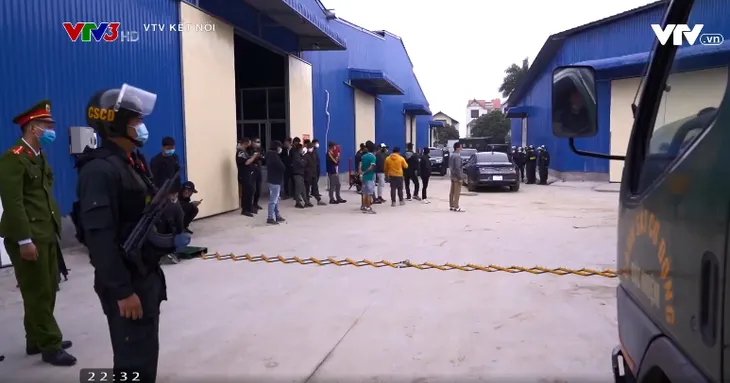 Hé lộ cảnh quay kết phim Hồ sơ cá sấu - Ảnh 3. Hé lộ cảnh quay kết phim Hồ sơ cá sấu - Ảnh 3.