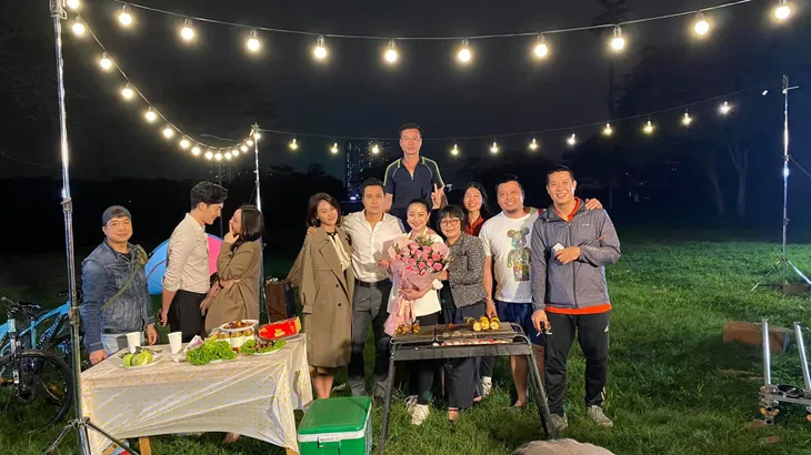 Hướng dương ngược nắng: Châu - Kiên cùng xuất hiện ở bối cảnh đặc biệt, fan mong cái kết đẹp - Ảnh 7. Hướng dương ngược nắng: Châu - Kiên cùng xuất hiện ở bối cảnh đặc biệt, fan mong cái kết đẹp - Ảnh 7.