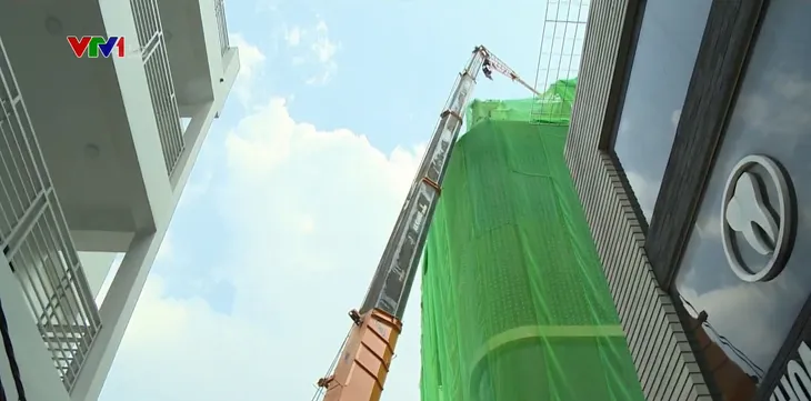Xử lý vi phạm xây dựng đi từ công tác cán bộ - Ảnh 1. Xử lý vi phạm xây dựng đi từ công tác cán bộ - Ảnh 1.