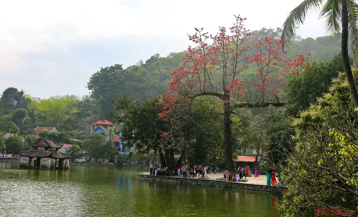 Hà Nội sẽ không tổ chức Lễ hội chùa Thầy - Ảnh 3. Hà Nội sẽ không tổ chức Lễ hội chùa Thầy - Ảnh 3.