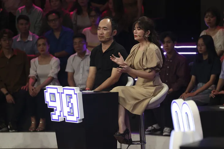 Kha Ly nghẹn ngào nhớ Mai Phương: Đám tang ít người viếng vì dịch bệnh - Ảnh 2. Kha Ly nghẹn ngào nhớ Mai Phương: Đám tang ít người viếng vì dịch bệnh - Ảnh 2.