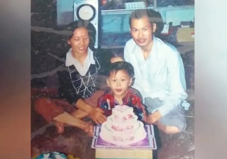 Chiến binh ung thư trở thành sinh viên đại học - Ảnh 2.
