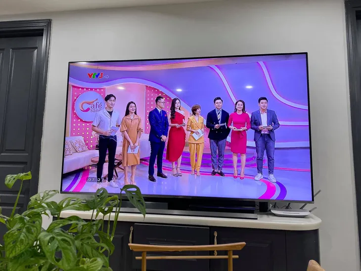 Café sáng phiên bản mới nhận loạt phản ứng tích cực trong số đầu tiên - Ảnh 1. Café sáng phiên bản mới nhận loạt phản ứng tích cực trong số đầu tiên - Ảnh 1.