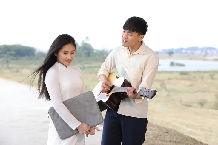 NSƯT Tố Nga cùng học trò Lê Minh Ngọc làm phim ca nhạc “Điều không thể mất” - Ảnh 4. NSƯT Tố Nga cùng học trò Lê Minh Ngọc làm phim ca nhạc “Điều không thể mất” - Ảnh 4.