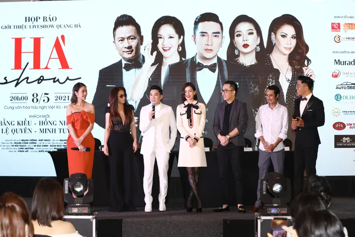 Quang Hà chi 11 tỷ làm liveshow sau 2 năm sự cố cháy: “Ngã ở đâu thì phải đứng lên ở đó” - Ảnh 2. Quang Hà chi 11 tỷ làm liveshow sau 2 năm sự cố cháy: “Ngã ở đâu thì phải đứng lên ở đó” - Ảnh 2.