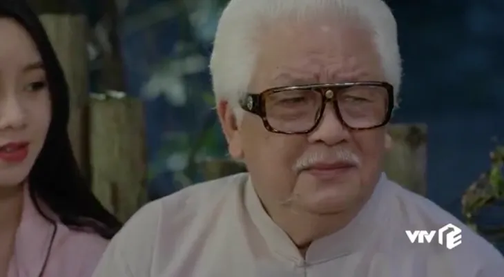 Hướng dương ngược nắng tập 52: Kiên trơ mặt đến tìm Châu, Minh khóc vì bị coi là gỗ đá còn Phúc mập mờ tình cảm - Ảnh 2. Hướng dương ngược nắng tập 52: Kiên trơ mặt đến tìm Châu, Minh khóc vì bị coi là gỗ đá còn Phúc mập mờ tình cảm - Ảnh 2.