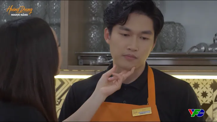Hướng dương ngược nắng - Tập 53: Trí (Đình Tú) càng xua đuổi, Ngọc (Quỳnh Kool) càng ám không tha - Ảnh 1. Hướng dương ngược nắng - Tập 53: Trí (Đình Tú) càng xua đuổi, Ngọc (Quỳnh Kool) càng ám không tha - Ảnh 1.