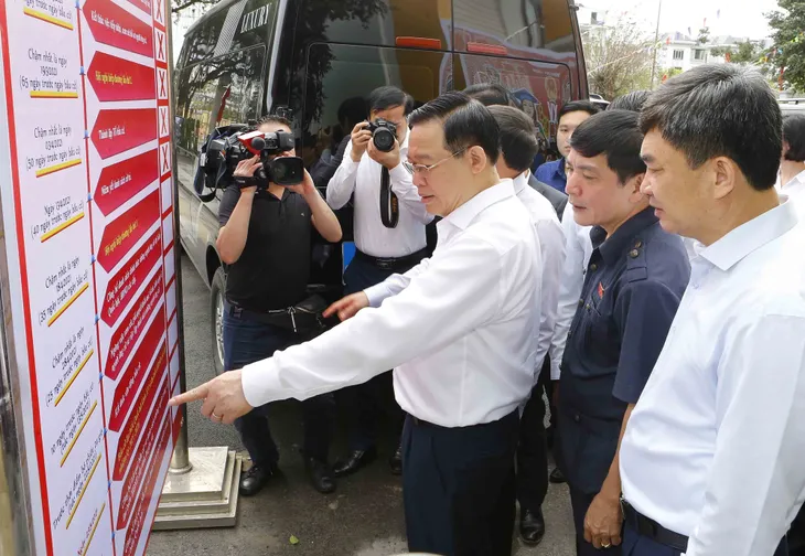 Chủ tịch Quốc hội: Phải coi bầu cử là nhiệm vụ trọng tâm trong quý II - Ảnh 1. Chủ tịch Quốc hội: Phải coi bầu cử là nhiệm vụ trọng tâm trong quý II - Ảnh 1.