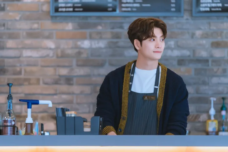 Người tình màn ảnh của Nhã Phương làm fan nữ tan chảy vì quá điển trai - Ảnh 1. Người tình màn ảnh của Nhã Phương làm fan nữ tan chảy vì quá điển trai - Ảnh 1.