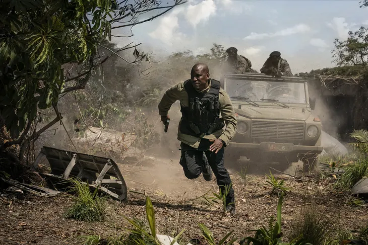 Bom tấn Fast & Furious 9 trình làng trailer rượt đuổi gay cấn - Ảnh 5. Bom tấn Fast & Furious 9 trình làng trailer rượt đuổi gay cấn - Ảnh 5.