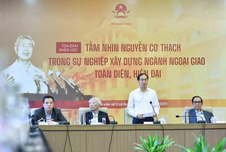 Công bố Chương trình Học bổng khuyến học Nguyễn Cơ Thạch - Ảnh 1. Công bố Chương trình Học bổng khuyến học Nguyễn Cơ Thạch - Ảnh 1.