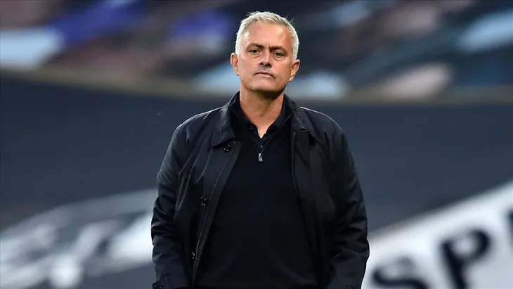 Jose Mourinho đáp trả chỉ trích từ phía Paul Pogba - Ảnh 3. Jose Mourinho đáp trả chỉ trích từ phía Paul Pogba - Ảnh 3.