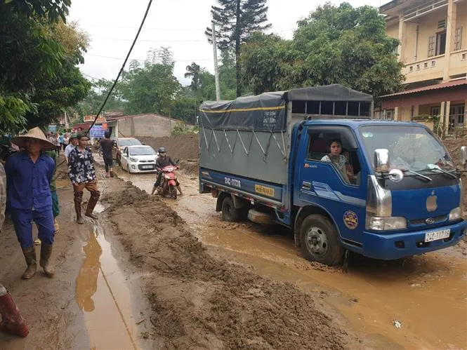 Lũ ống bất ngờ trong đêm tại Văn Bàn (Lào Cai), ít nhất 3 người thiệt mạng - Ảnh 5. Lũ ống bất ngờ trong đêm tại Văn Bàn (Lào Cai), ít nhất 3 người thiệt mạng - Ảnh 5.