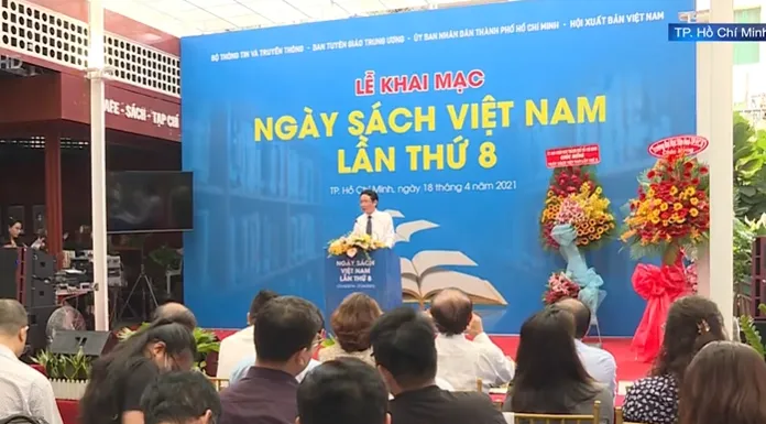 Khai mạc Ngày Sách Việt Nam lần thứ VIII - Ảnh 1. Khai mạc Ngày Sách Việt Nam lần thứ VIII - Ảnh 1.