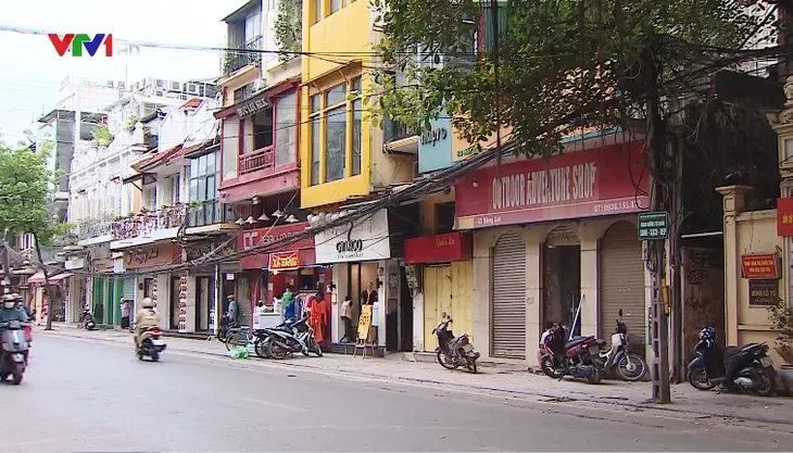 Kinh doanh ế ẩm vì COVID-19, chủ nhà rủ khách thuê... bán trà đá - Ảnh 3. Kinh doanh ế ẩm vì COVID-19, chủ nhà rủ khách thuê... bán trà đá - Ảnh 3.