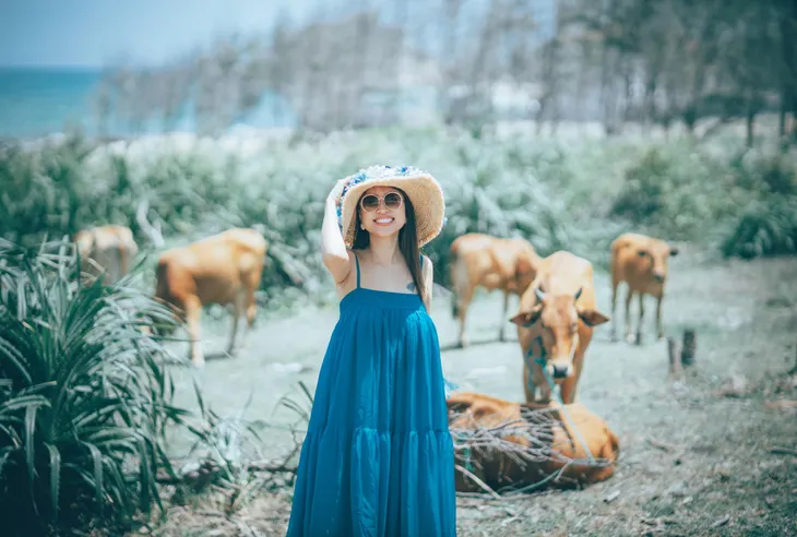 Thanh Vân Hugo khoe nhan sắc rạng rỡ, ngày càng tươi trẻ trong bộ ảnh mới - Ảnh 11. Thanh Vân Hugo khoe nhan sắc rạng rỡ, ngày càng tươi trẻ trong bộ ảnh mới - Ảnh 11.