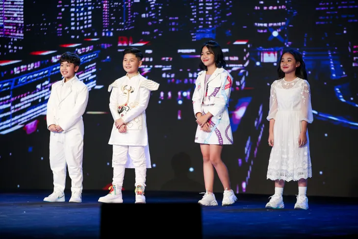Lộ diện Top 4 Giọng hát Việt nhí 2021 - Ảnh 6. Lộ diện Top 4 Giọng hát Việt nhí 2021 - Ảnh 6.