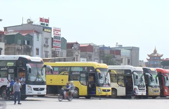 Nhiều vướng mắc, bất cập trong việc lắp camera trên xe vận tải - Ảnh 1. Nhiều vướng mắc, bất cập trong việc lắp camera trên xe vận tải - Ảnh 1.