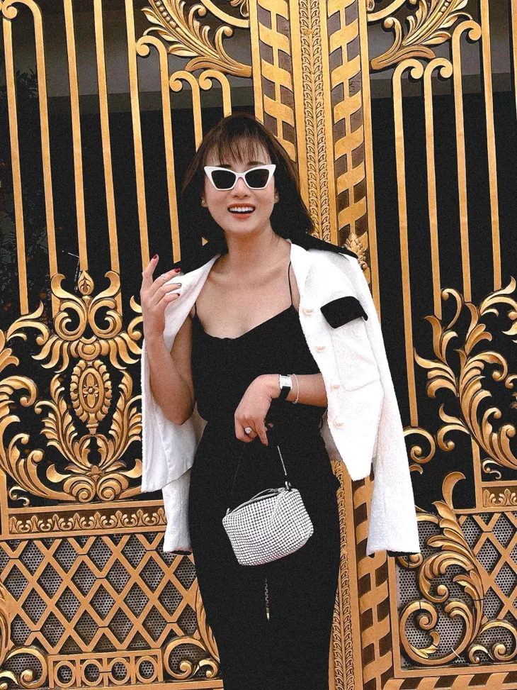 Những chiếc túi hiệu đắt đỏ yêu thích của Phương Oanh - Ảnh 14. Những chiếc túi hiệu đắt đỏ yêu thích của Phương Oanh - Ảnh 14.