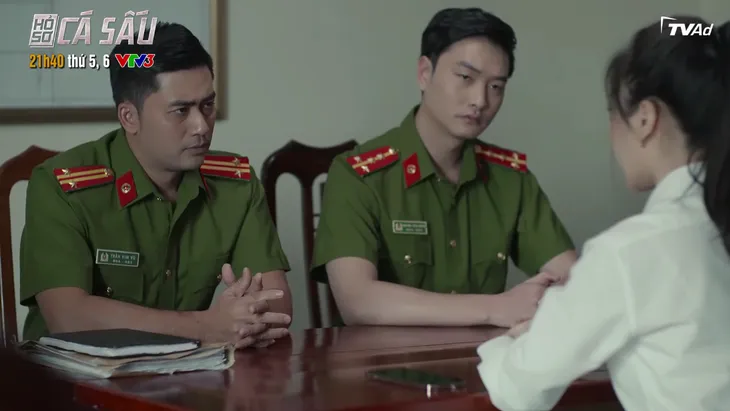 Hồ sơ cá sấu - tập 36: Thu và chị gái quyết định làm lành với nhau - Ảnh 1. Hồ sơ cá sấu - tập 36: Thu và chị gái quyết định làm lành với nhau - Ảnh 1.