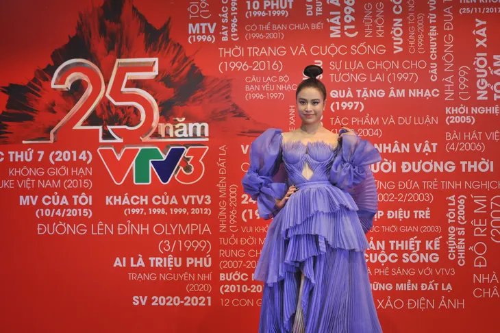 Loạt sao hội tụ chúc mừng sinh nhật 25 tuổi VTV3 - Ảnh 2. Loạt sao hội tụ chúc mừng sinh nhật 25 tuổi VTV3 - Ảnh 2.